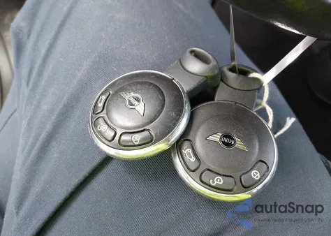 2016 Mini Countryman Cooper S из США, поврежденный, VIN WMWZC5C59GWU20847